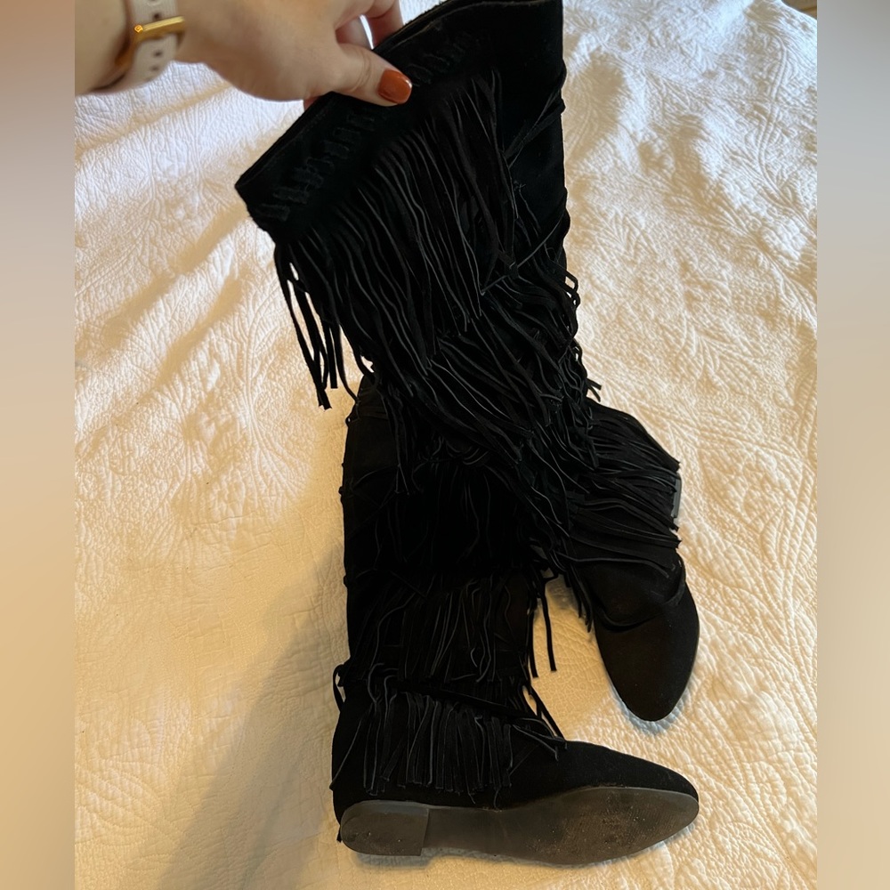 Guess suede fringed black boots 6.5